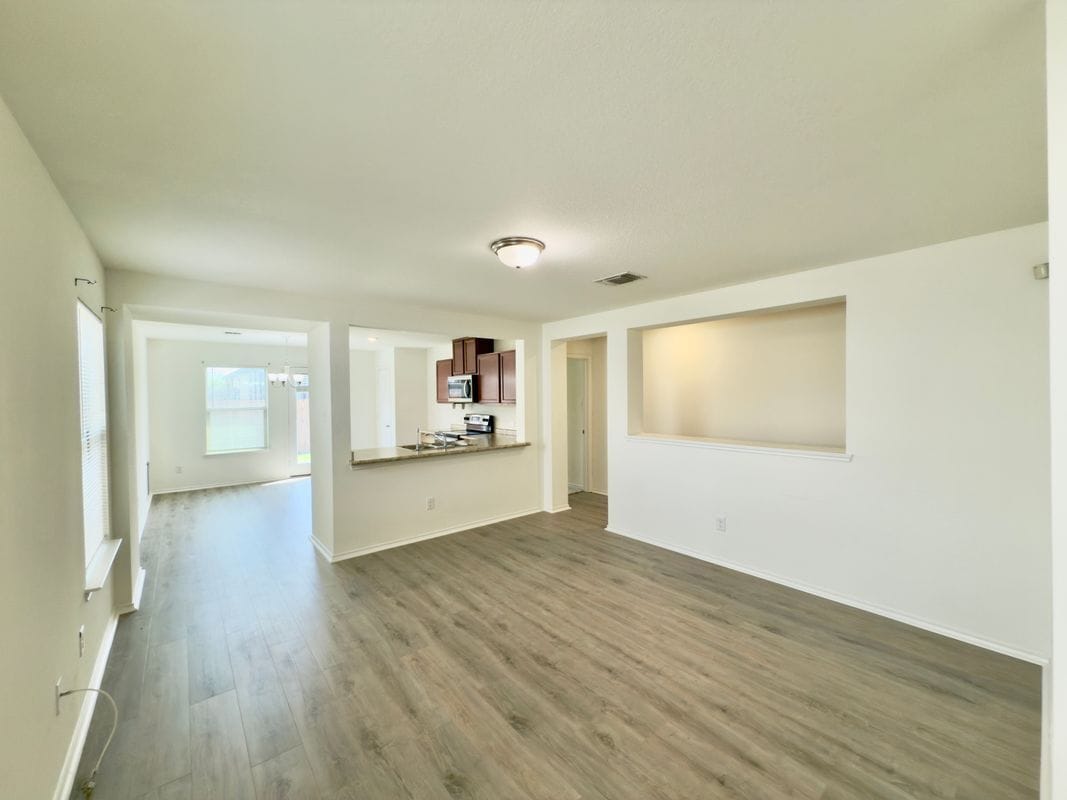 Photo - 13800 Benjamin Harrison St House