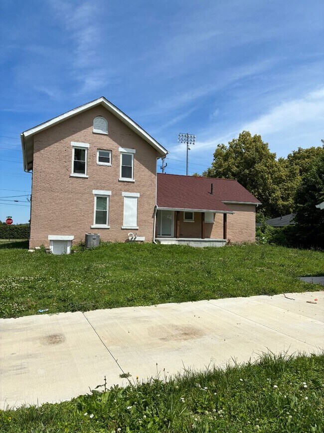 Photo - 2400 Oberlin Ave Unit 2
