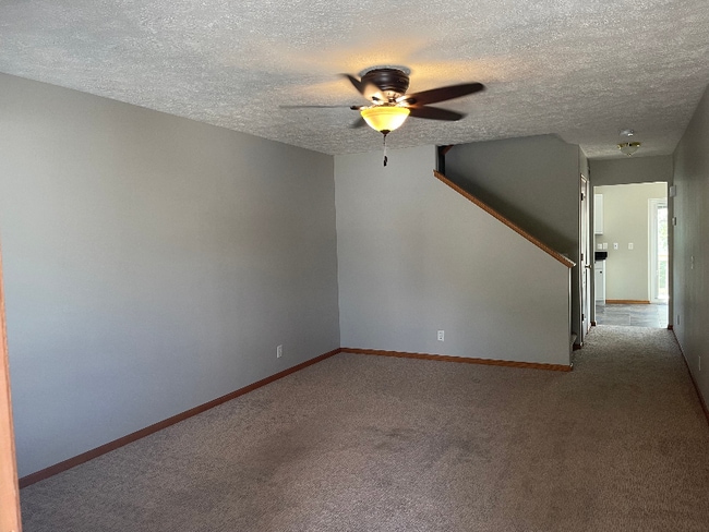 Photo - 6615 Shadow Pines Dr