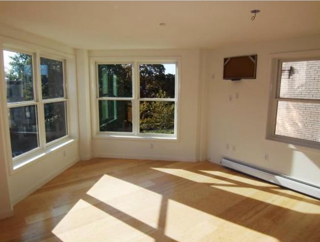 461 Park Dr Unit 201