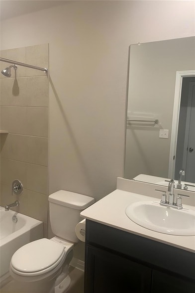 Photo - 14408 Castleford Dr