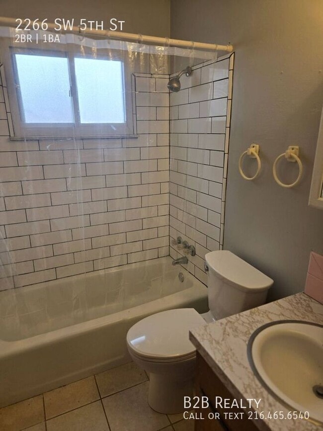 Photo - 2266 5th St SW