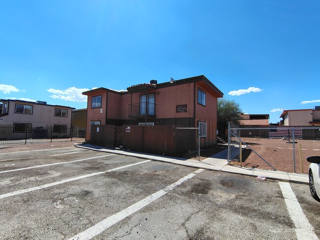 Building Photo - 3663 Kolendo Ct Unit C Rental