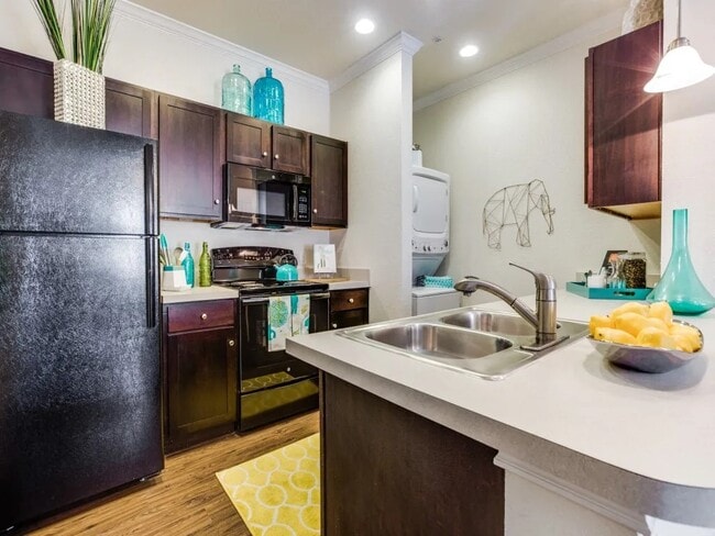 Photo - 14722 Nacogdoches Rd Unidad 3104