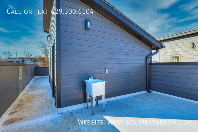 Photo - 2144 18th Avenue N