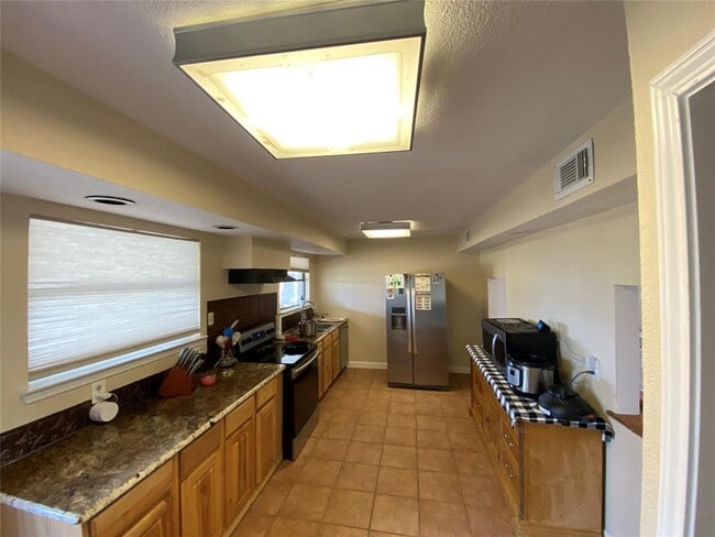 Photo - 407 Alta Vista Dr