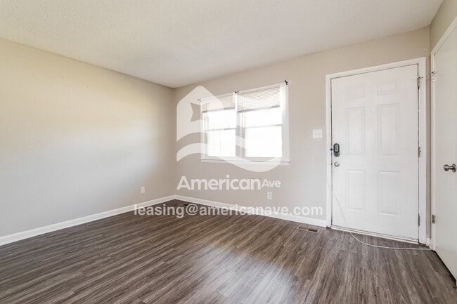 Photo - 3349 Vardaman Ave