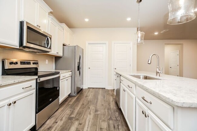 Photo - 2436 Elmcroft Ave