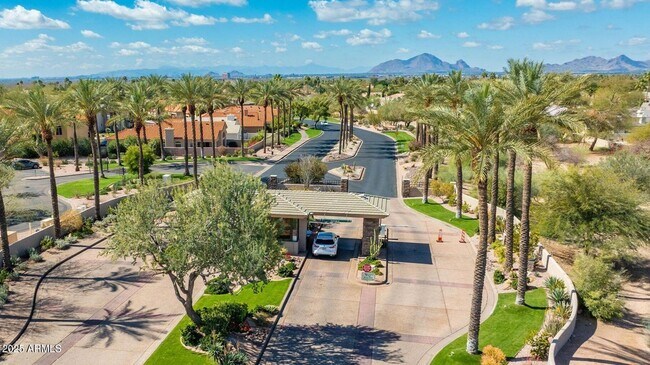 Photo - 9735 N 118th Way