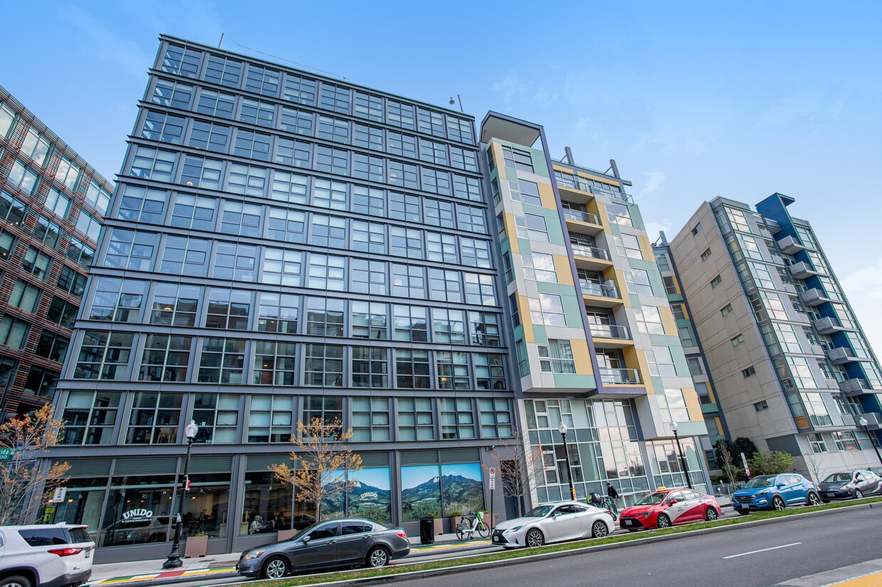 Photo - 929 Florida Ave NW (Washington, DC)