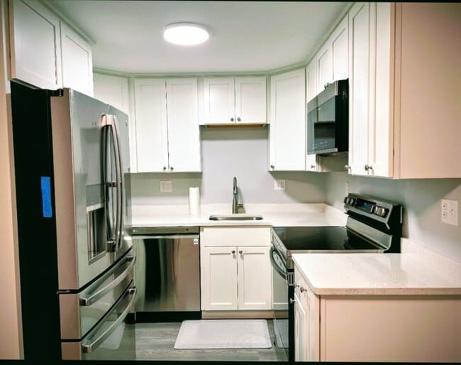 Photo - 108 Norton Ave Unit 9