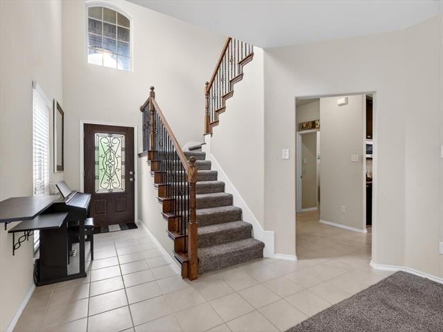 Photo - 620 Crowell Dr