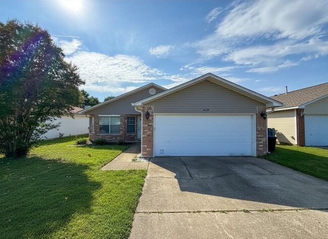 Building Photo - Charming 3 Bedroom Home with Pergola, Fenced Backyard & Washer/Dryer Included!