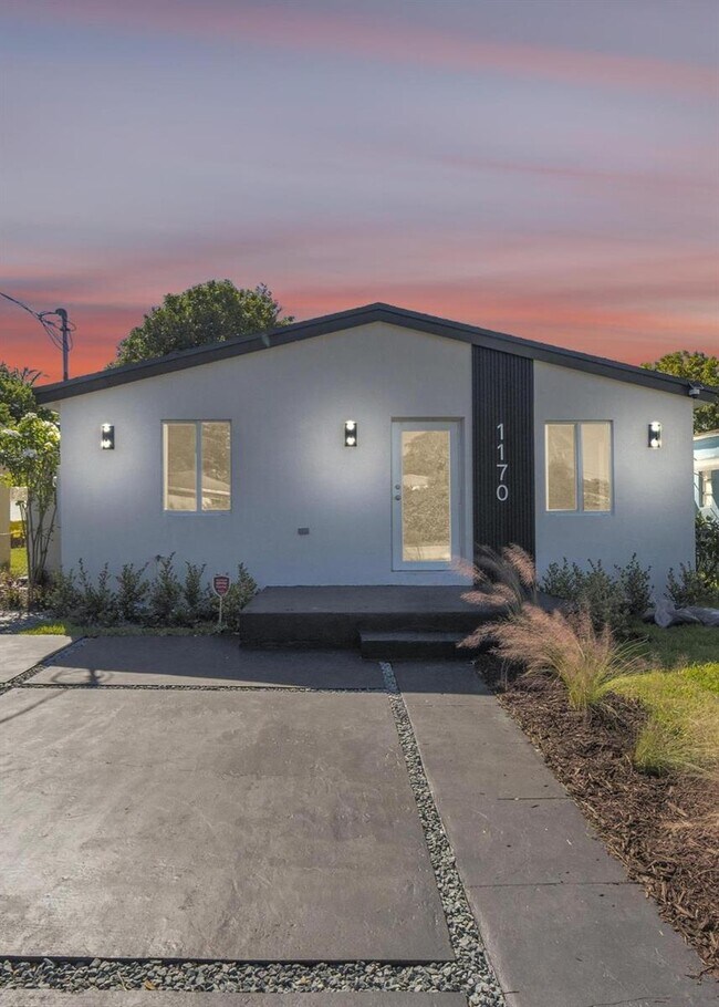 Building Photo - 1170 NW 59th St