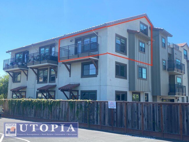 Photo - 716 Darwin St Unit 306