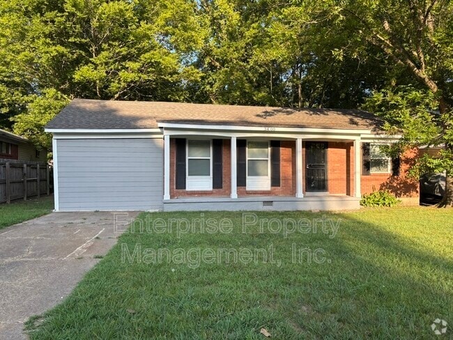 Building Photo - 3400 Hallbrook St Rental