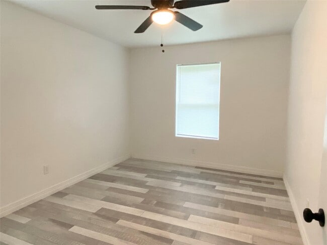 Photo - 906 Eagle Ave