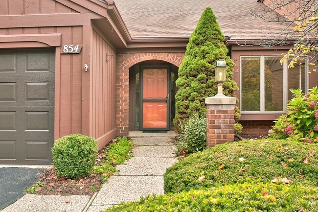 Photo - 2 Bedroom Condo On Holland's South Side