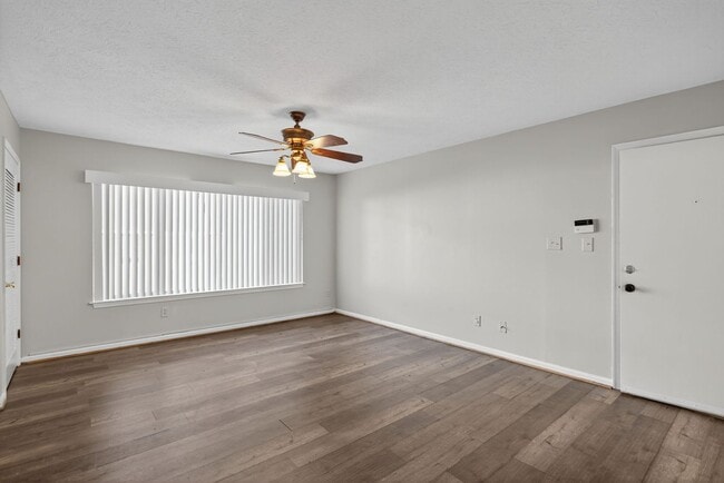 Photo - 206 Pacific Dr