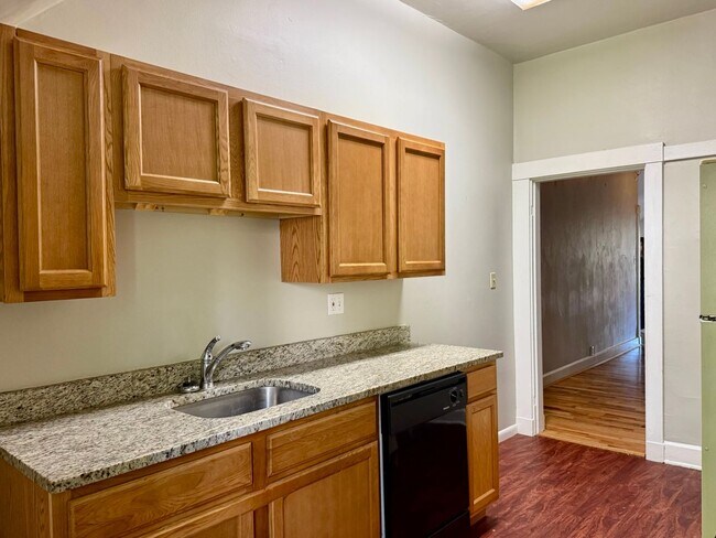 Photo - 30 Conklin St Unit 3