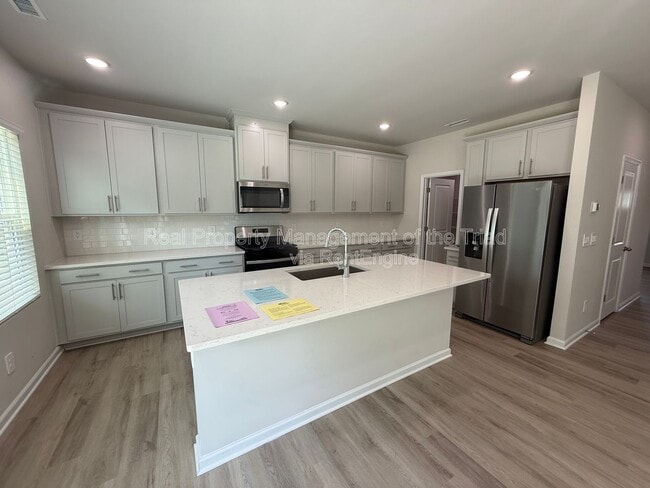 Photo - 2215 Cherry Creek Rd