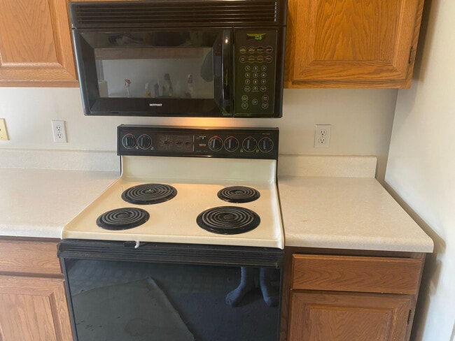 Photo - 604 Apple Hill Way