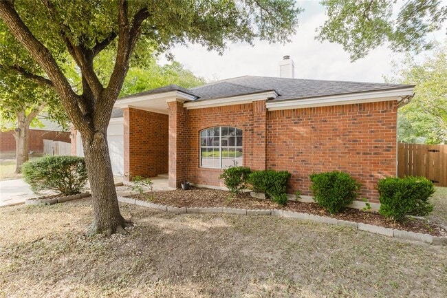 Photo - 6614 Bramber Ln