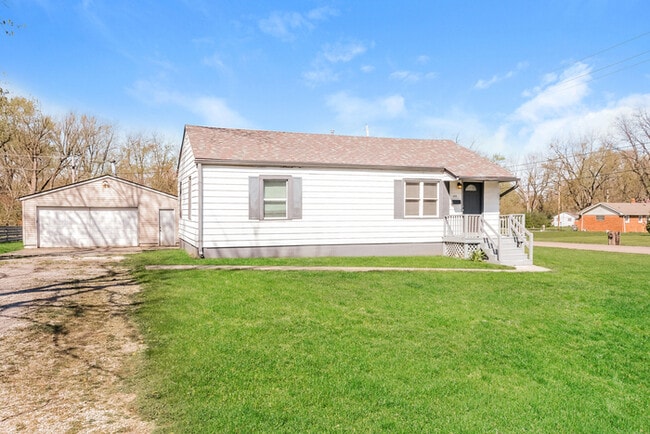 Building Photo - 2650 Kristen Dr