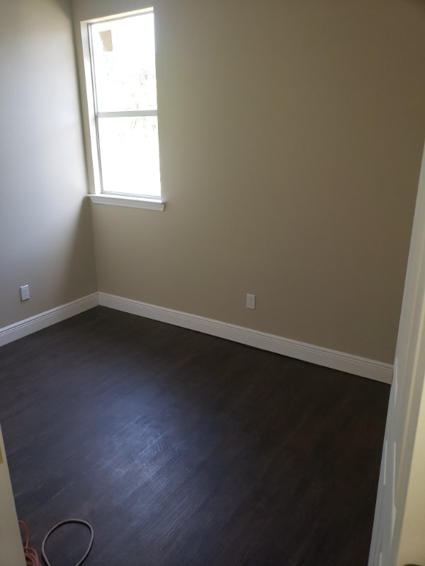 Photo - 321-323 Leboeuf St Unit 2