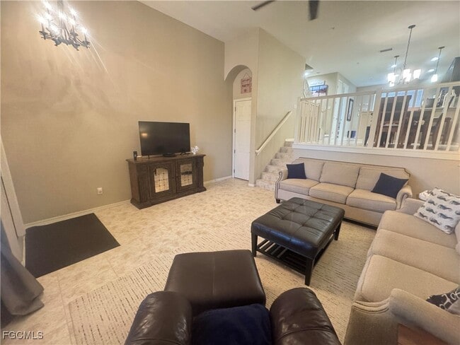 Photo - 11901 Izarra Way