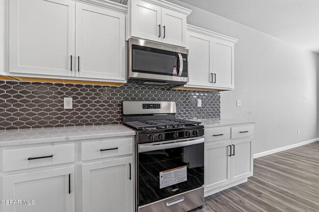 Photo - 6070 Zinc Hl St