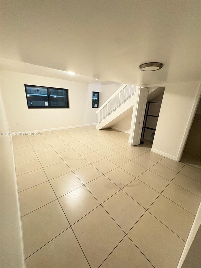 Photo - 5 Olive Dr Unit 24