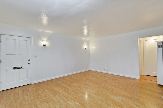 Photo - Welcome Home!!! - Great Location, Near Val...