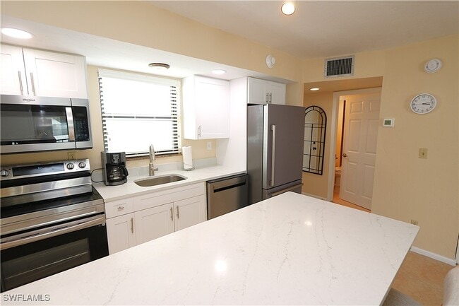 Photo - 1023 Anglers Cove Unit E502