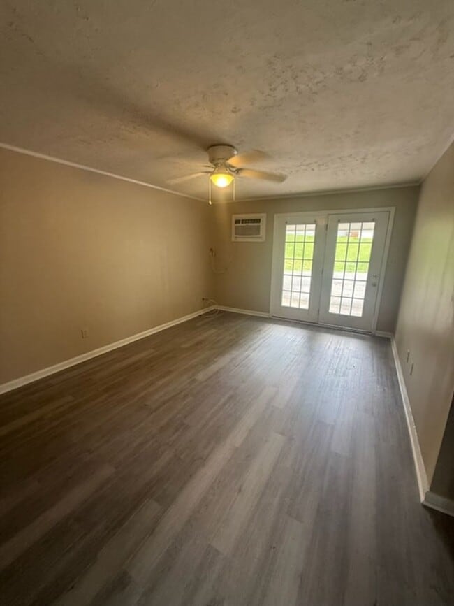 Photo - W. W Pritchard St Unit 142 W. Pritchard St