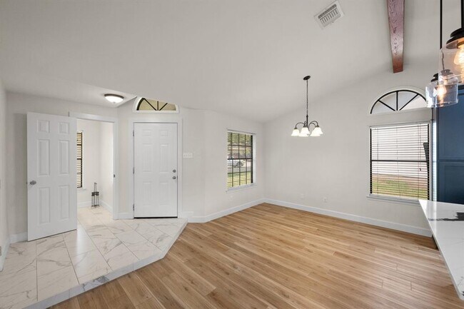 Photo - 4602 Tobago Cove