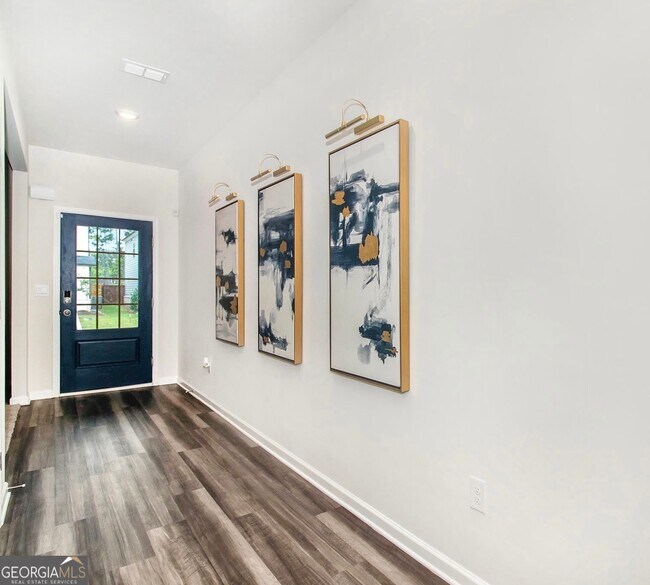Photo - 242 Warbler Wy