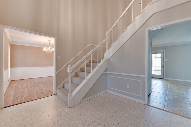 Photo - 5019 Oak Shadows Dr