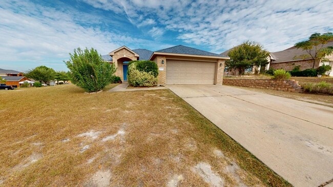 Photo - 601 Cattail Cir