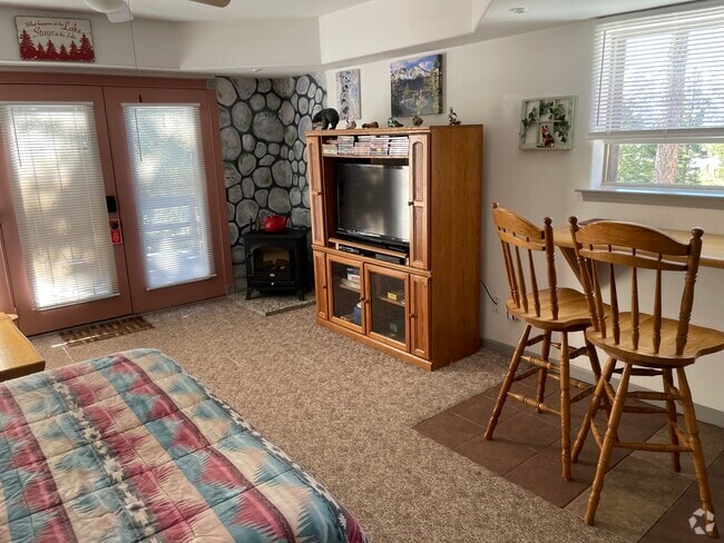 Building Photo - 1888 Apalachee Dr Unit 1888 Apalachee Rental
