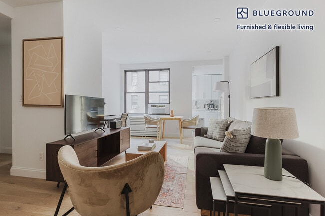 Photo - 160 E 48th St Unidad FL11-ID1607