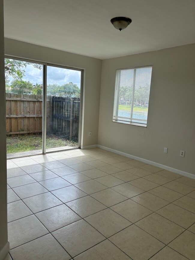 Photo - 2528 SE 14th Ave