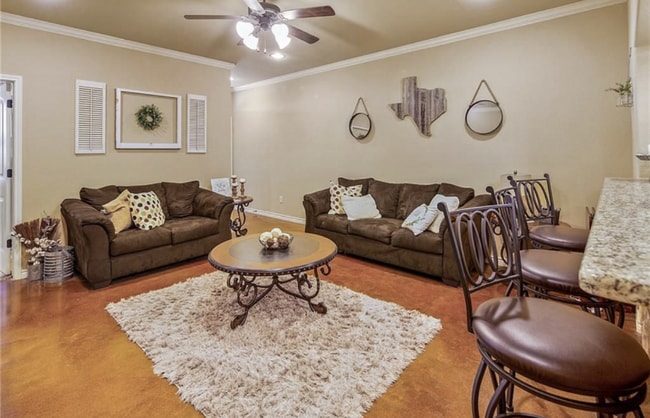 Photo - 3207 Papa Bear Dr