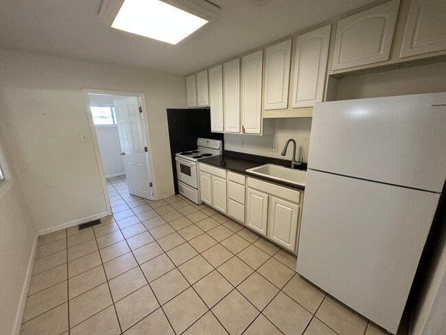Photo - 710 Saratoga Ave