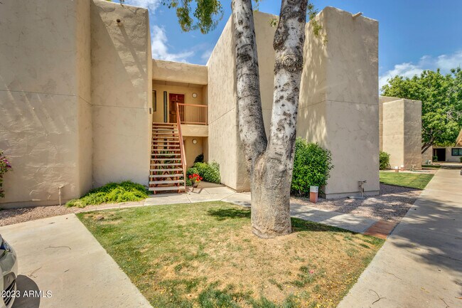 9270 E Mission Ln Unit 219
