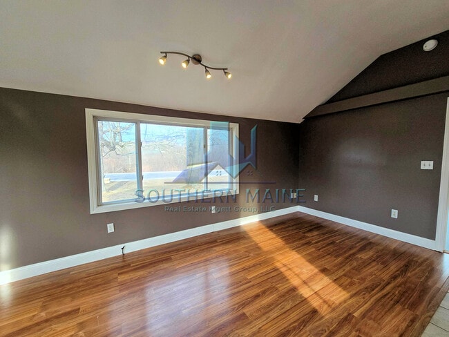 Photo - 392 Roosevelt Trail