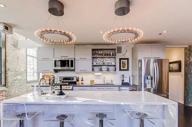 Building Photo - Stacks Tower Lofts