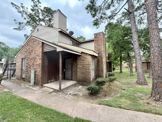 Building Photo - 7200 W T C Jester Blvd Unit 3901 Rental