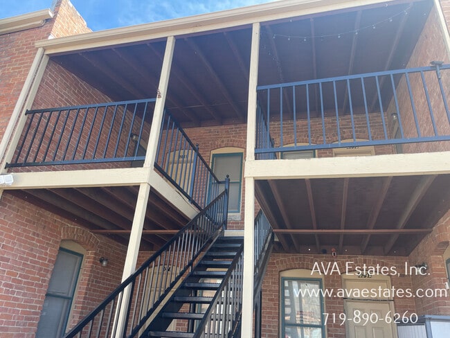 Photo - 407 W 11th St Unidad Apt B