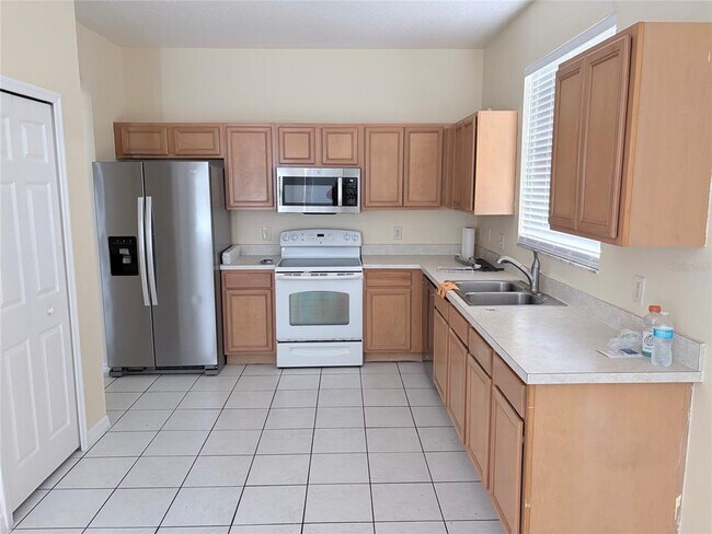 Photo - 456 Calabay Parc Blvd